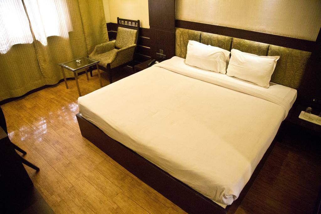 The Rajshahi Palace Hotel Indore Quarto foto