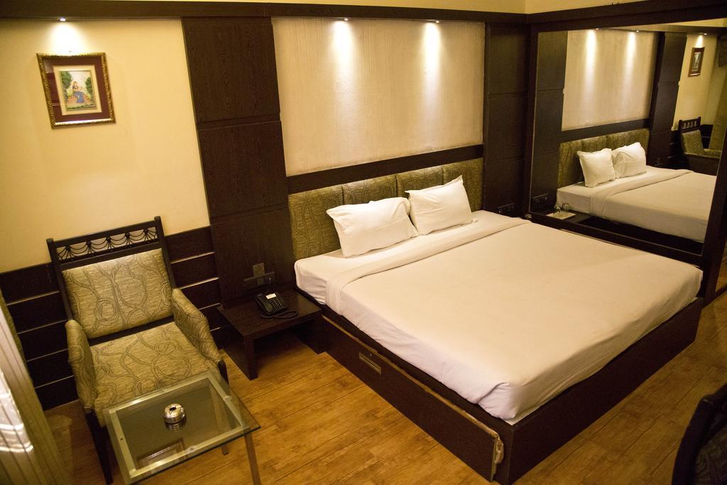 The Rajshahi Palace Hotel Indore Quarto foto